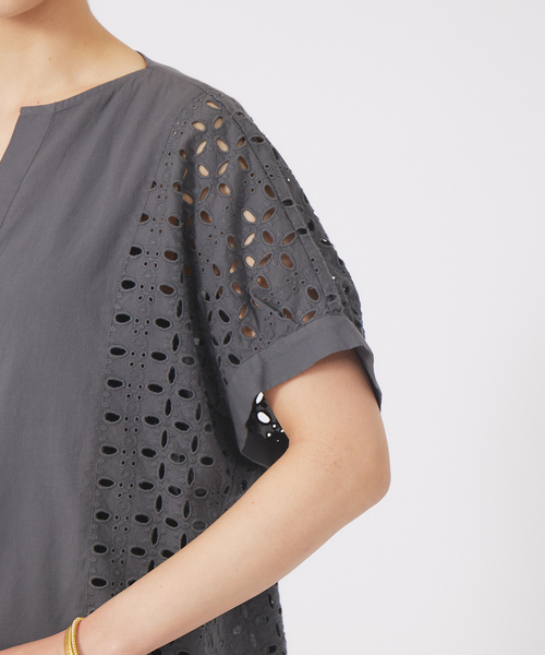 qualite（カリテ）の「レースドルマンブラウス（シャツ/ブラウス・レディース・ホワイト/チャコールグレー・フリー）」の9枚目の写真