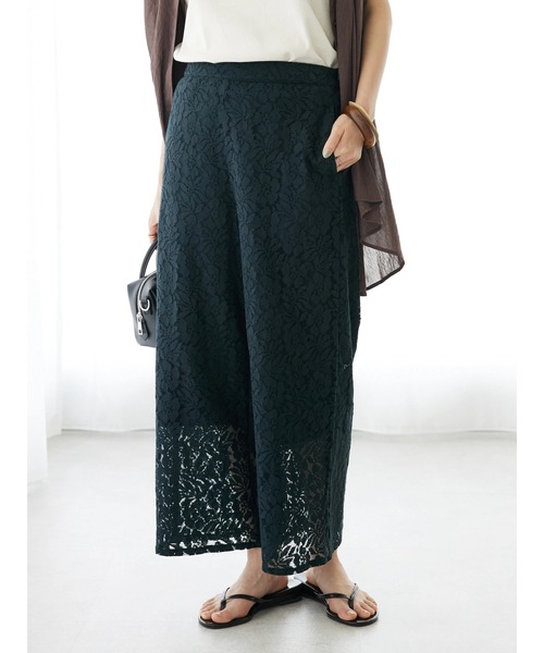CRAFT STANDARD BOUTIQUE(クラフトスタンダードブティック)の「花柄レースイージーパンツ(その他パンツ・レディース・チャコールグレー/オフホワイト・FREE)」の9枚目の写真
