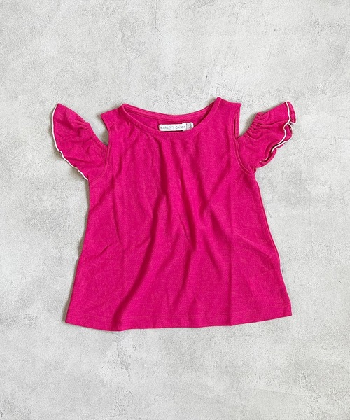 CALMIA（カルミア）の「オフショルダーカットソー(90～150cm)（Tシャツ/カットソー・キッズ・ベージュ/グリーン/レッド/ピンク/ライトブルー・90/100/110/120/130/140/150）」の4枚目の写真