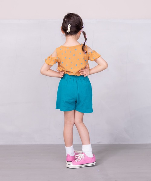 CALMIA（カルミア）の「オフショルダーカットソー(90～150cm)（Tシャツ/カットソー・キッズ・ベージュ/グリーン/レッド/ピンク/ライトブルー・90/100/110/120/130/140/150）」の12枚目の写真