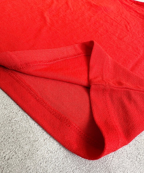 CALMIA（カルミア）の「オフショルダーカットソー(90～150cm)（Tシャツ/カットソー・キッズ・ベージュ/グリーン/レッド/ピンク/ライトブルー・90/100/110/120/130/140/150）」の7枚目の写真