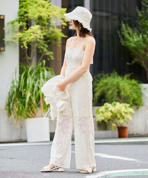 MAJESTIC LEGON（マジェスティックレゴン）の「バックリボンキャミサロペット（サロペット/オーバーオール・レディース・ブラック系その他/ホワイト系その他2・MEDIUM）」の4枚目の写真