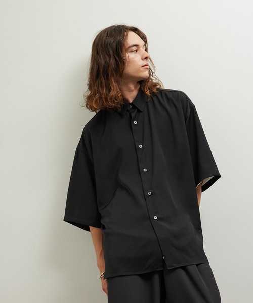 JUNRED（ジュンレッド）の「ドレープスリットビッグシャツ（シャツ/ブラウス・メンズ・ホワイト/ラベンダー/ブラック・L/M/S）」の2枚目の写真