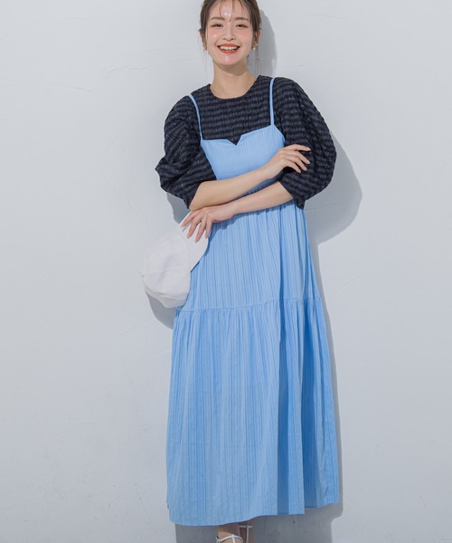 VICKY（ビッキー）の「【涼し気で夏にぴったり】ドビーストライプキャミワンピース《手洗い可能》（ワンピース・レディース・ホワイト/ブラック/ブルー・M）」の3枚目の写真