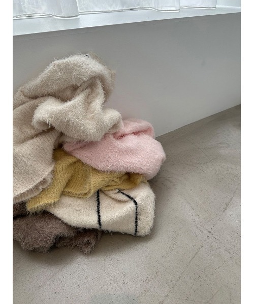 SNIDEL(スナイデル)の「ファーライクニットプルオーバー(ニット/セーター・レディース・ピンク/イエロー/アイボリー/その他/ライトブラウン・FREE)」の13枚目の写真