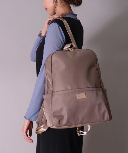 Legato Largo（レガートラルゴ）の「(LF)【Legato Largo】肩掛け出来る ワンハンドル付き リュック（バックパック/リュック・レディース・ブラック/グレイッシュベージュ/オリーブ・ONE SIZE）」の9枚目の写真