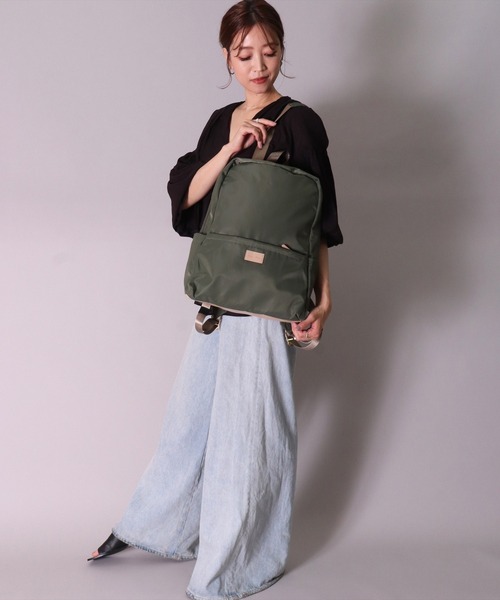 Legato Largo（レガートラルゴ）の「(LF)【Legato Largo】肩掛け出来る ワンハンドル付き リュック（バックパック/リュック・レディース・ブラック/グレイッシュベージュ/オリーブ・ONE SIZE）」の11枚目の写真