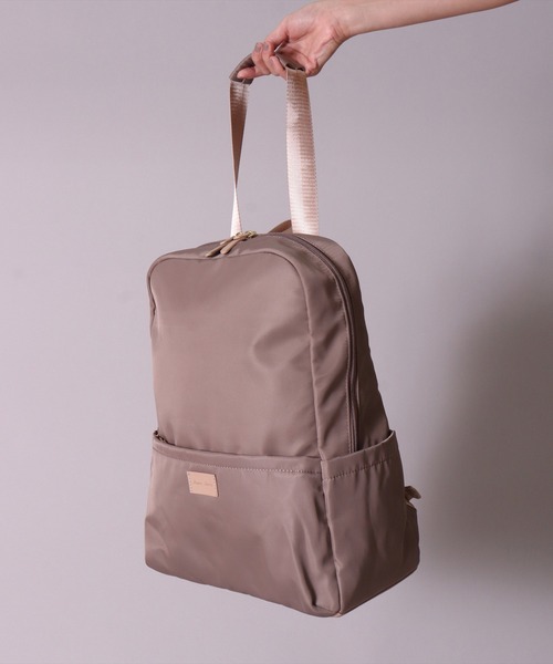 Legato Largo（レガートラルゴ）の「(LF)【Legato Largo】肩掛け出来る ワンハンドル付き リュック（バックパック/リュック・レディース・ブラック/グレイッシュベージュ/オリーブ・ONE SIZE）」の16枚目の写真