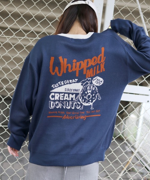 POWER TO THE PEOPLE(パワートゥーザピープル)の「POWER TO THE PEOPLE 古着風 アメリカンドーナッツショップデザイン ジャガード刺繍ニット レディース メンズ(ニット/セーター・レディース・アイボリー/オフホワイト/グリーン/ネイビー・M/L/LL)」の22枚目の写真
