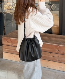 LE MORE（リモア）の「《新色追加！！》《ジップカラー２種類》ワンハンドルギャザーショルダーバッグ（ショルダーバッグ）」