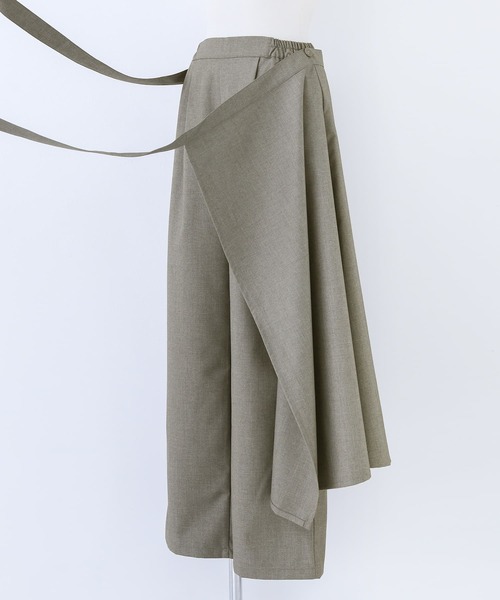 kOhAKU（コハク）の「【廃盤】『ラップ付きストレートワイドパンツ』（スラックス・レディース・ブラック/グレー・2/1）」の20枚目の写真