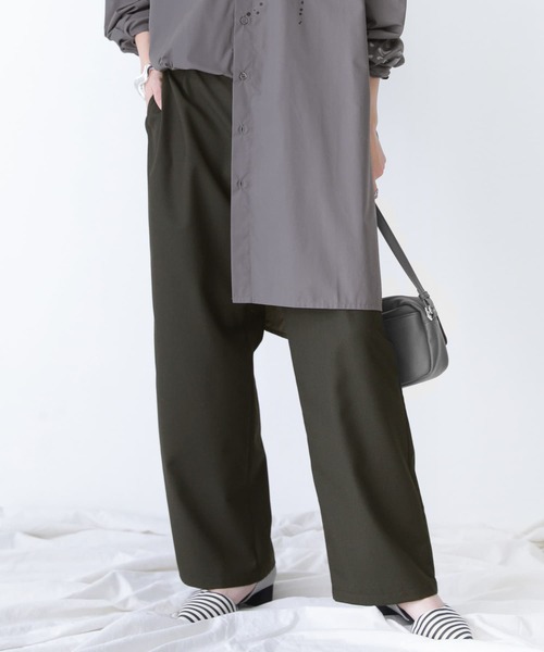 kOhAKU（コハク）の「【廃盤】『ラップ付きストレートワイドパンツ』（スラックス・レディース・ブラック/グレー・2/1）」の10枚目の写真