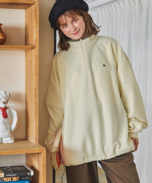 MONO-MART LADY'S（モノマートレディース）の「フリースワンポイント刺繍デザインハーフジッププルオーバー（スウェット・レディース・グレー/ネイビー/アイボリー/オレンジ/ブラック・FREE）」の6枚目の写真