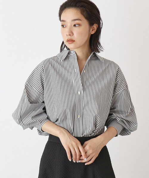 THE SHOP TK (ザ ショップ ティーケー )の「◆コクーンシルエットシャツ【手洗い可】(シャツ/ブラウス・レディース・ホワイト系/ブラック系2/ブルー系7・12/13)」の2枚目の写真