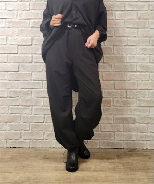 AXES-X(アクシーズエックス)の「配色ステッチパラシュートパンツ(その他パンツ・メンズ・その他1/その他2・MEDIUM/LARGE/X-LARGE)」の2枚目の写真