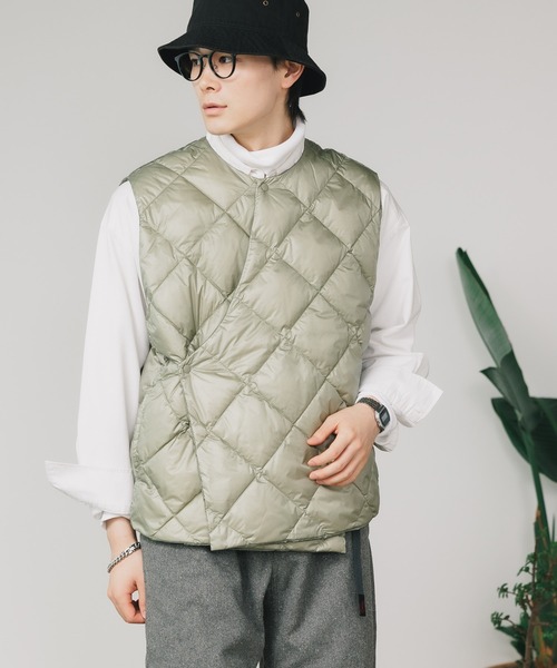 REMI RELIEF(レミレリーフ)の「REMI RELIEF/レミレリーフ 超軽量ナイロンインナーダウンベスト(ダウンベスト・メンズ・ブラック/カーキ・M/L/XL)」の5枚目の写真