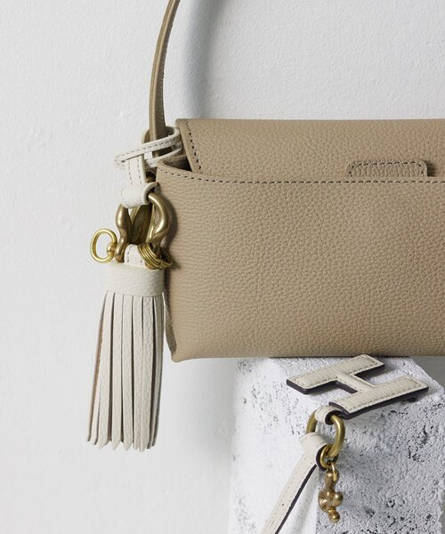 WEB限定】タッセルチャーム ライトシュリンク（キーケース/キー