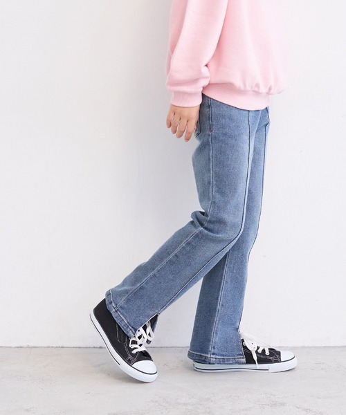 coca（coca）（コカ）の「キッズ デニム裾スリットセミフレアパンツ（デニムパンツ・キッズ・ブルー・140/130/120/110）」の5枚目の写真