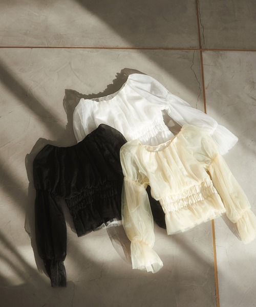 Meiru(メイル)の「ギャザーデザインチュールトップス(シャツ/ブラウス・レディース・ブラック/ホワイト/クリーム/ピンク/ブルーグレー・LARGE/MEDIUM/SMALL/X-LARGE)」の18枚目の写真