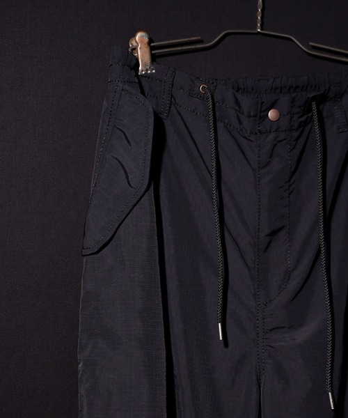 NUMBER (N)INE(ナンバーナイン)の「NUMBER (N)INE/ナンバーナイン MICRO RIP-STOP WIDE OVER PANTS(カーゴパンツ・メンズ・ブラック/カーキ・2/3/4)」の19枚目の写真