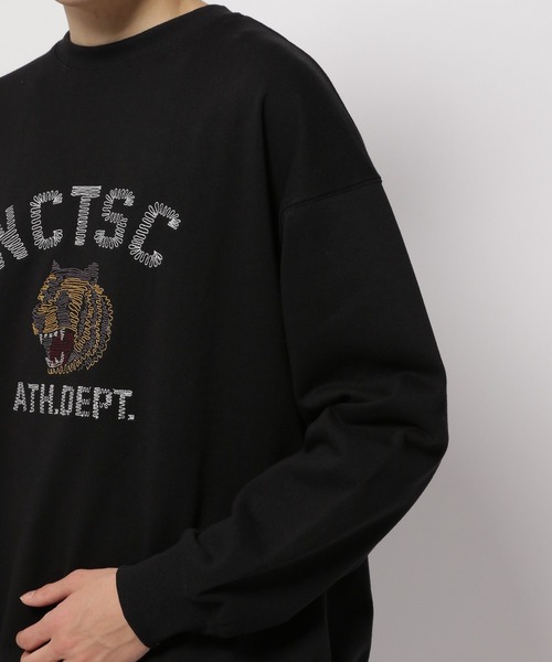 niko and...（ニコアンド）の「アソート刺しゅう裏毛プルオーバー（スウェット・メンズ・ブラック/ブルー/オフホワイト・MEDIUM/LARGE）」の14枚目の写真