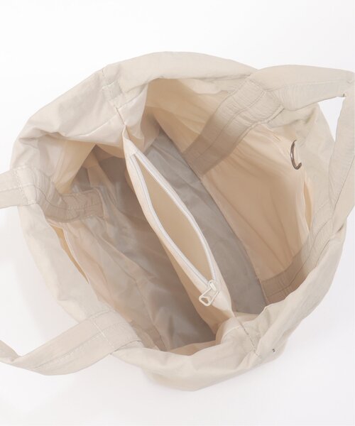 LBC（エルビーシー）の「ライトウエイト2WAYショルダー（ショルダーバッグ・レディース・ブラック/ベージュ・FREE）」の13枚目の写真