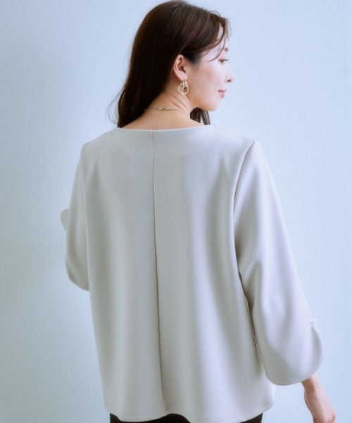 7days Life Styling（セブンデイズライフスタイリング）の「パール調ビジュー使い９分袖トップス(きれいめダンボール素材)（Tシャツ/カットソー・レディース・グレイッシュベージュ/ブラック・S/M/L/LL）」の6枚目の写真
