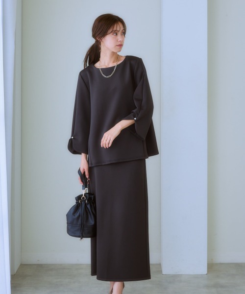 7days Life Styling（セブンデイズライフスタイリング）の「パール調ビジュー使い９分袖トップス(きれいめダンボール素材)（Tシャツ/カットソー・レディース・グレイッシュベージュ/ブラック・S/M/L/LL）」の16枚目の写真