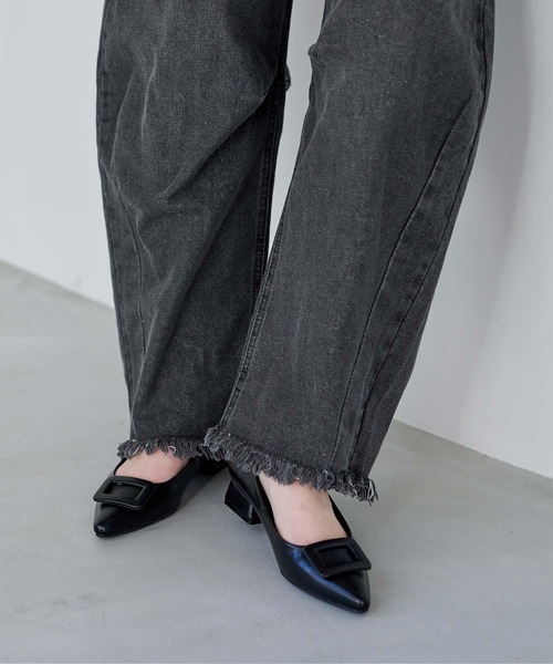 UR'S（ユアーズ）の「ラインカーブデニム（デニムパンツ・レディース・ブルー/ブラック・M/L）」の9枚目の写真