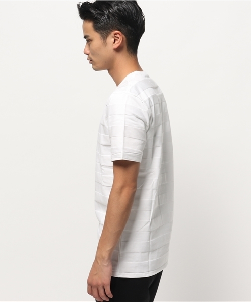 KATHARINE HAMNETT LONDON （キャサリンハムネットロンドン）の「LINKS JACQUARD BORDER SHORT / リンクスジャガードボーダーショート（Tシャツ/カットソー・メンズ・ホワイト/ネイビー・LARGE/X-LARGE/MEDIUM）」の5枚目の写真