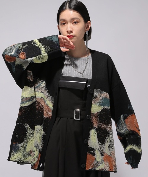 HARE（ハレ）の「ニュアンスミドルニットVネックカーディガン