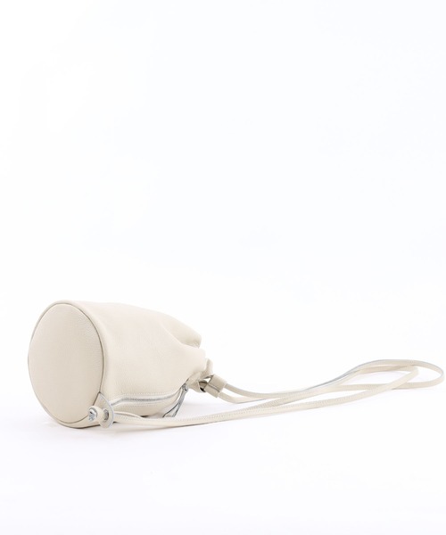 COOCO(クーコ)の「【牛革】シュリンクレザー 巾着型ボディBAG(ショルダーバッグ・レディース・ブラック/ブラウン系その他/シルバー/オフホワイト・9)」の8枚目の写真