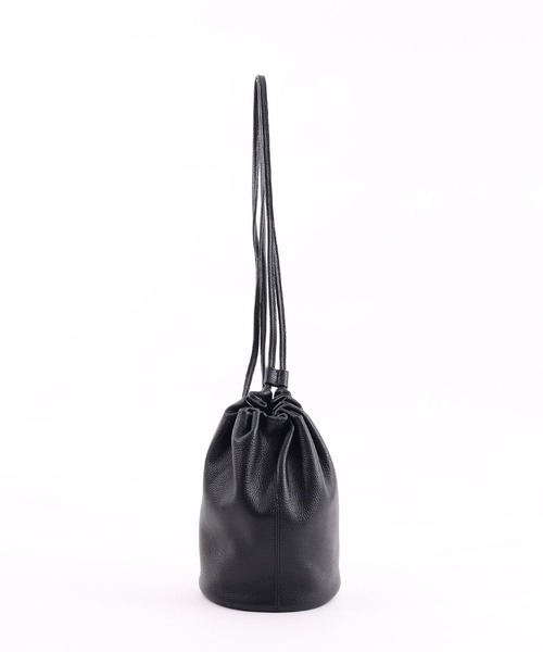 COOCO(クーコ)の「【牛革】シュリンクレザー 巾着型ボディBAG(ショルダーバッグ・レディース・ブラック/ブラウン系その他/シルバー/オフホワイト・9)」の9枚目の写真