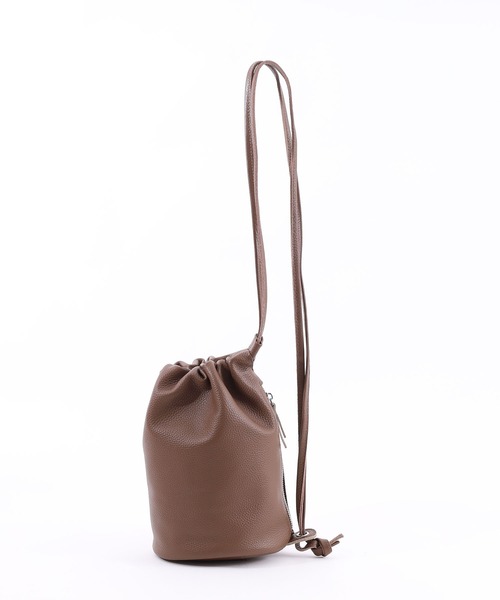 COOCO(クーコ)の「【牛革】シュリンクレザー 巾着型ボディBAG(ショルダーバッグ・レディース・ブラック/ブラウン系その他/シルバー/オフホワイト・9)」の14枚目の写真