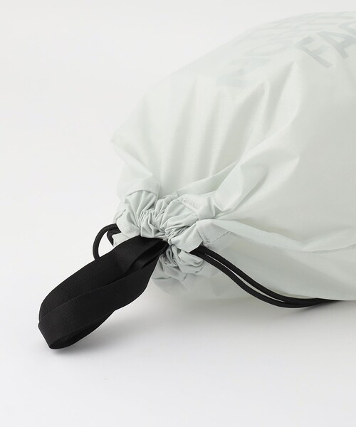 THE NORTH FACE(ザノースフェイス)の「<THE NORTH FACE>ピーエフサックパック 13L / リュック(バックパック/リュック・レディース・オフホワイト/ブラック・FREE)」の9枚目の写真