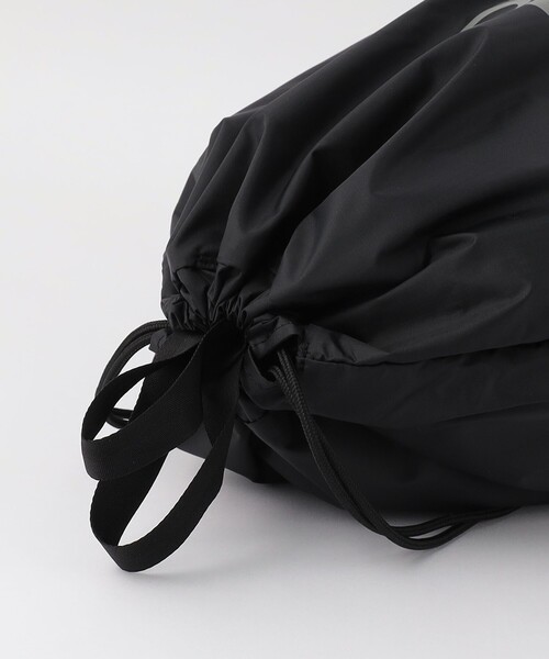 THE NORTH FACE(ザノースフェイス)の「<THE NORTH FACE>ピーエフサックパック 13L / リュック(バックパック/リュック・レディース・オフホワイト/ブラック・FREE)」の16枚目の写真