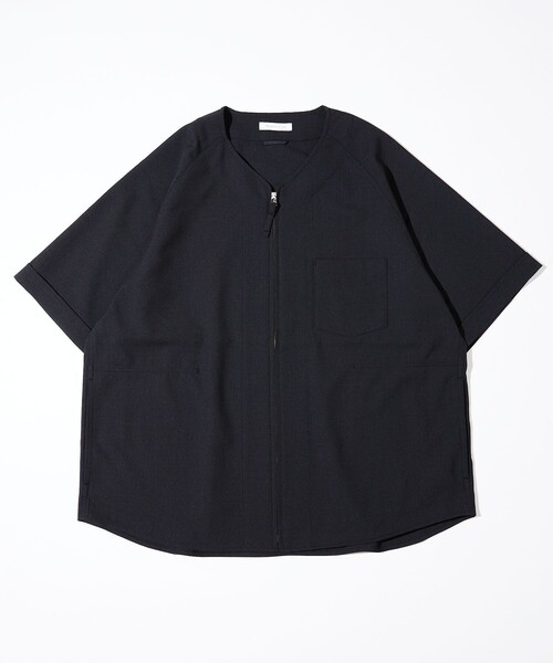 FREAK'S STORE(フリークスストア)の「FREAK’S STORE/フリークスストア 速乾素材 リラックスフィット ノーカラー ベースボールシャツ ショートスリーブ リネン風 ホームケア/ジップ/半袖(シャツ/ブラウス・メンズ・チャコールグレー/ブラック/オフホワイト/オリーブ・SMALL/MEDIUM/LARGE)」の5枚目の写真