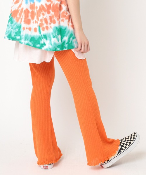 RNA(アールエヌエー)の「R4212 シアーフレアレギンス(その他パンツ・レディース・ブラック/オレンジ/ライム・MEDIUM)」の12枚目の写真