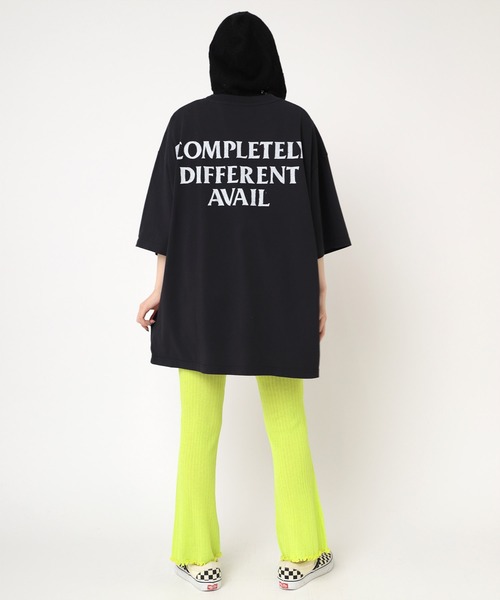 RNA(アールエヌエー)の「R4212 シアーフレアレギンス(その他パンツ・レディース・ブラック/オレンジ/ライム・MEDIUM)」の10枚目の写真