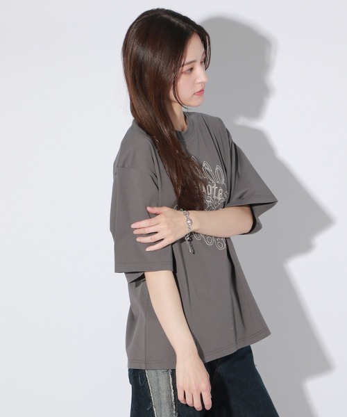 Anui(アニュイ)の「【UNISEX/2サイズ展開】ヤンキーラビットTシャツ(Tシャツ/カットソー・レディース・チャコールグレー/オフホワイト/ピンク/ブラック・MEDIUM/LARGE)」の21枚目の写真