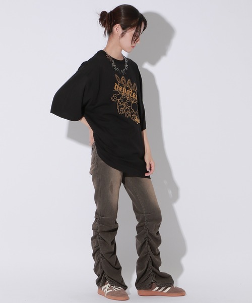 Anui(アニュイ)の「【UNISEX/2サイズ展開】ヤンキーラビットTシャツ(Tシャツ/カットソー・レディース・チャコールグレー/オフホワイト/ピンク/ブラック・MEDIUM/LARGE)」の12枚目の写真