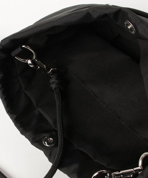 AS KNOW AS plus（アズノゥアズプラス）の「◎チェーン2WAY巾着バッグ（ショルダーバッグ・レディース・ブラック系/アイボリー/シルバー/ブラック・FREE）」の22枚目の写真