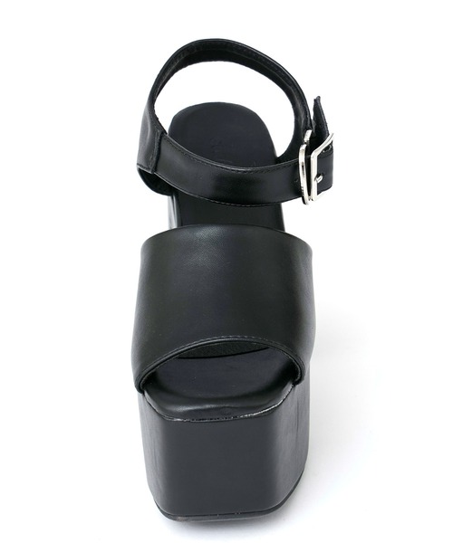 Newlyme(ニューリーミー)の「厚底美脚ベルトサンダル(サンダル・レディース・ブラック/オフホワイト/ブラック系その他/ゼブラ・22.5cm/23cm/23.5cm/24cm/24.5cm/25cm)」の20枚目の写真