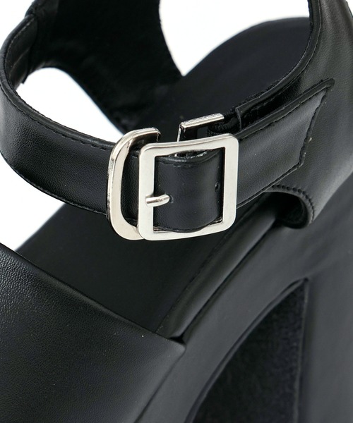 Newlyme(ニューリーミー)の「厚底美脚ベルトサンダル(サンダル・レディース・ブラック/オフホワイト/ブラック系その他/ゼブラ・22.5cm/23cm/23.5cm/24cm/24.5cm/25cm)」の22枚目の写真