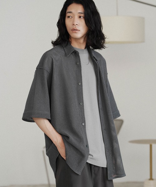 WYM LIDNM(ウィム バイ リドム)の「MESH H/S SHIRT(シャツ/ブラウス・メンズ・チャコール/アッシュブラウン/グレー系・S/M/L)」の12枚目の写真