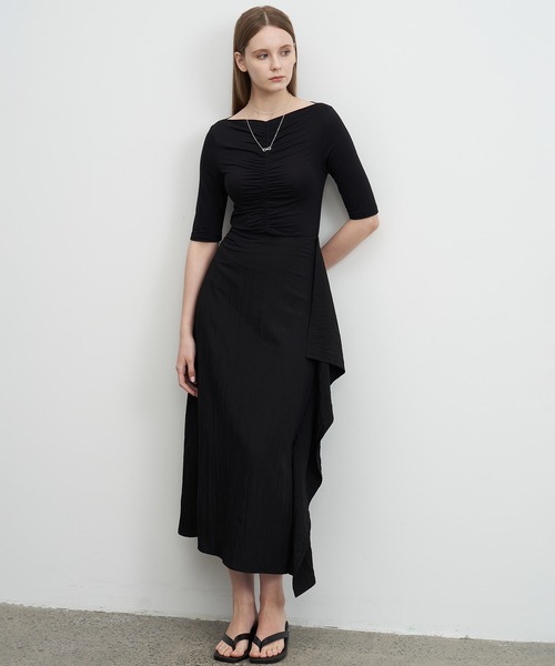 ELOOPS(イーループス)の「【ELOOPS】サイドフリルドレープスカート(スカート・レディース・アイボリー/ブラック・L/M/S)」の2枚目の写真