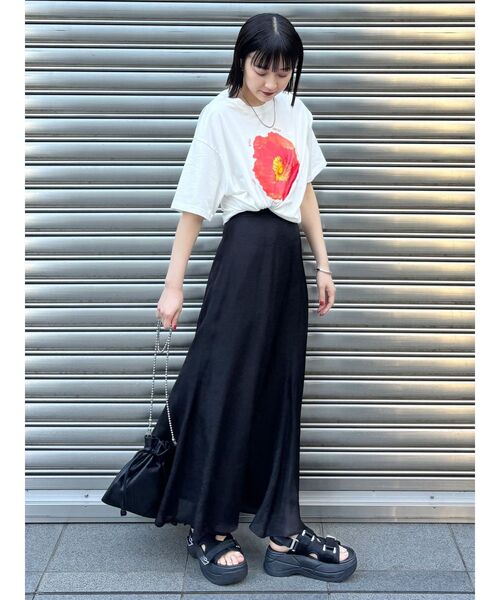 MURUA（ムルーア）の「【SET UP対応】シアーマキシスカート（スカート・レディース・ブルー/ブラウン/ブラック/アイボリー・1/2）」の12枚目の写真