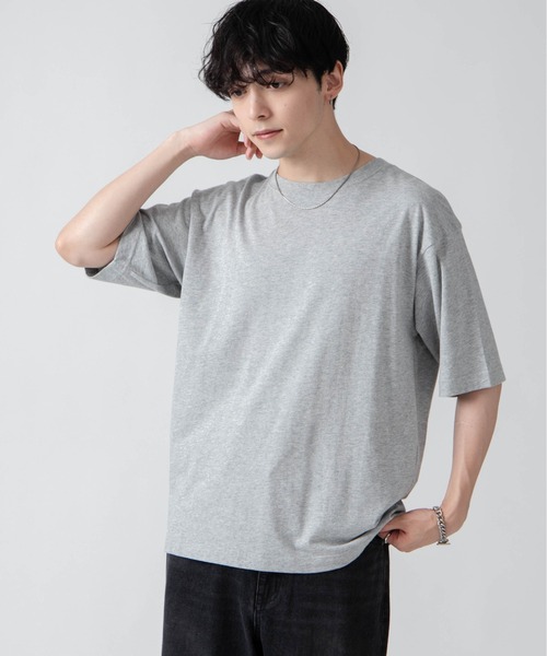 WEGO(ウィゴー)の「WEGO/リラックスフィットコットンT(Tシャツ/カットソー・メンズ・サックスブルー/グレー系その他/ブラック/杢グレー/ホワイト系その他/グリーン系その他/ライトベージュ/カーキ/ホワイト/ダークグリーン/ダークブラウン・SMALL/LARGE/X-SMALL/MEDIUM)」の4枚目の写真