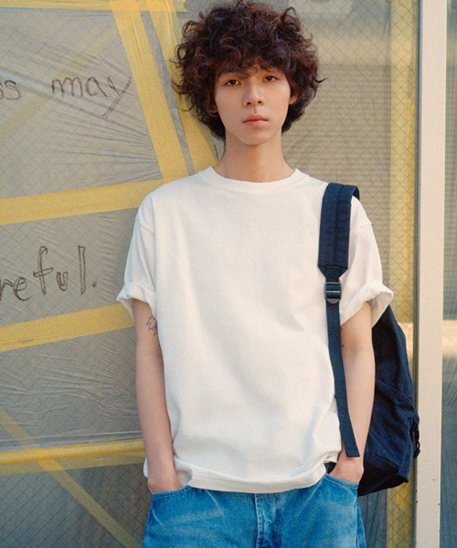 WEGO(ウィゴー)の「WEGO/リラックスフィットコットンT(Tシャツ/カットソー・メンズ・サックスブルー/グレー系その他/ブラック/杢グレー/ホワイト系その他/グリーン系その他/ライトベージュ/カーキ/ホワイト/ダークグリーン/ダークブラウン・SMALL/LARGE/X-SMALL/MEDIUM)」の17枚目の写真