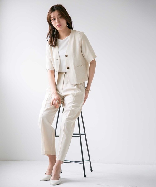 Emilyan(エミリアン)の「【さらっと涼しい夏デザインパンツ】WEB限定!手洗いOK!ラフリニークロス・タックテーパードパンツ(スーツパンツ・レディース・チャコールグレー/ライトベージュ・S/M/L)」の15枚目の写真